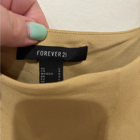 Forever 21 Camel Sleeveless Top Size Large - Picture 3 of 4
